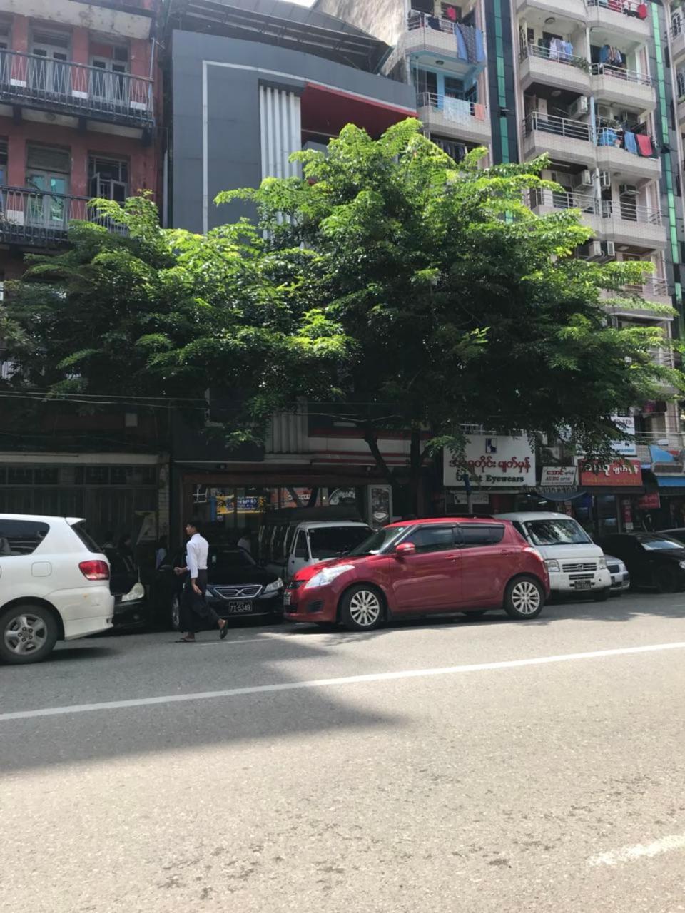 Hotel Zara Yangon Bagian luar foto